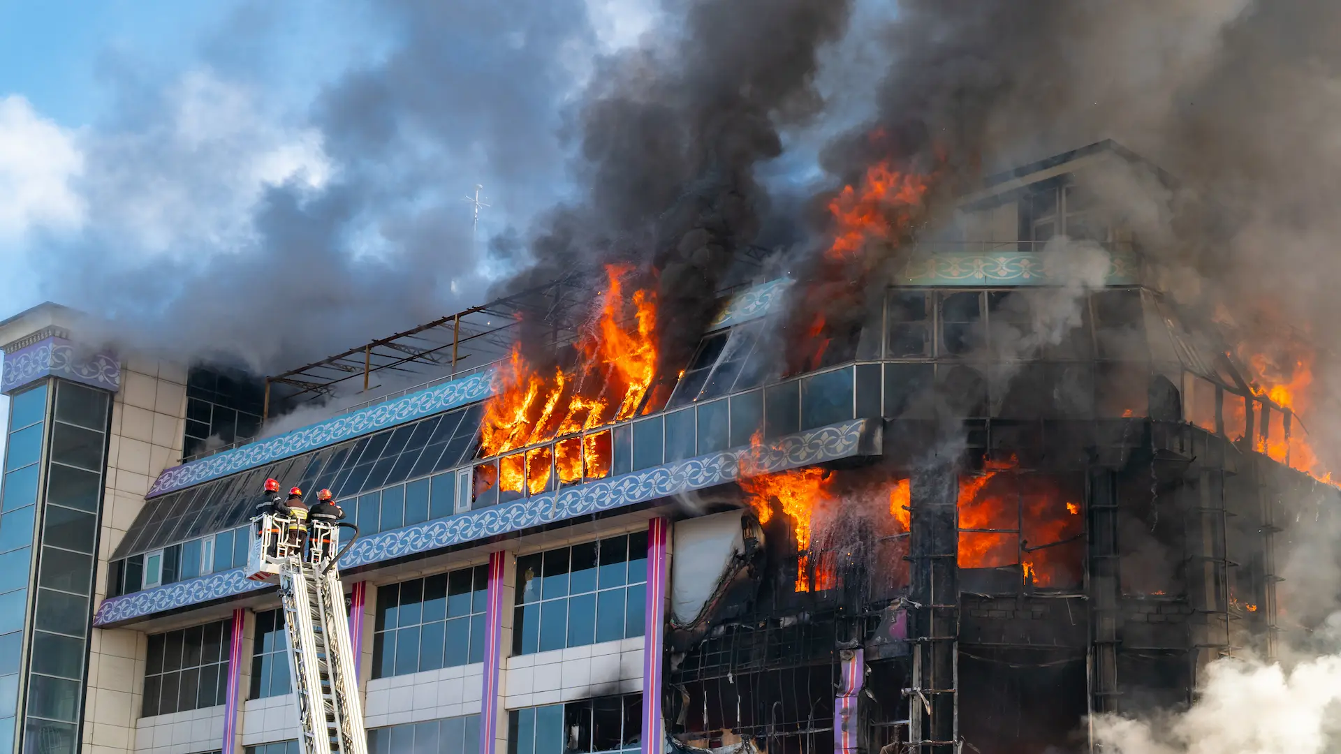 Storm and wind damage restoration in Dallas-Fort Worth